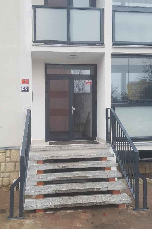 Utulny Apartman V Centru, S Krasnym Vyhledem ديشين المظهر الخارجي الصورة
